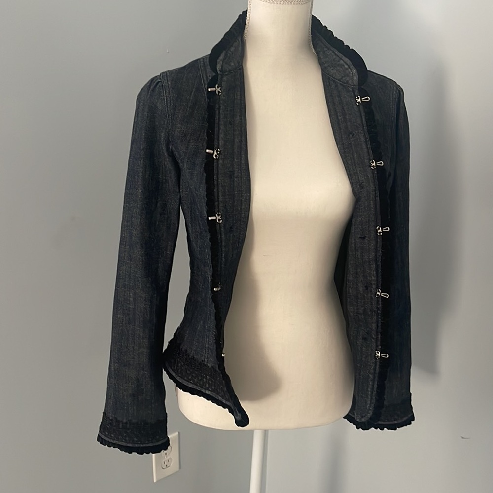 Chico’s Platinum size 0 Jean jacket - Picture 3 of 4